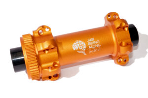 centre-lock straight-pull front hubs